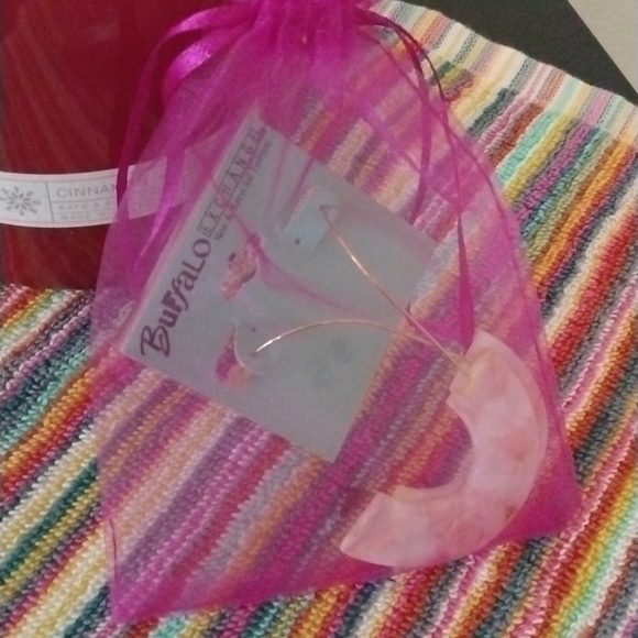 Accessory Bundle - Picture 2 of 6